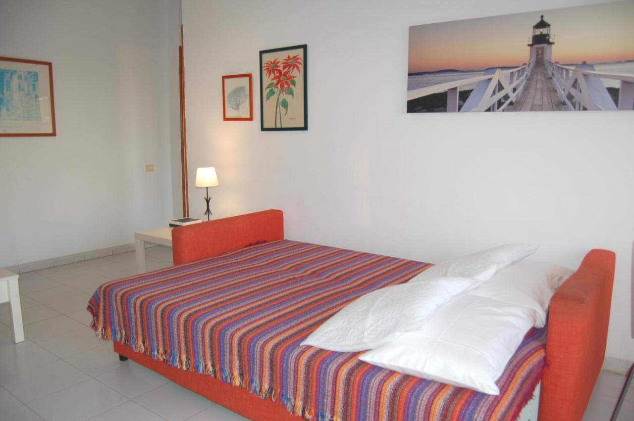 Apartamentos Los Laureles 엘메다노 외부 사진