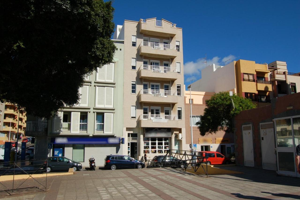 Apartamentos Los Laureles 엘메다노 외부 사진